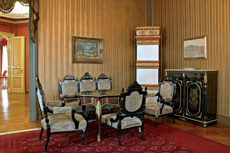 Dverce Palace - Luka Mjeda